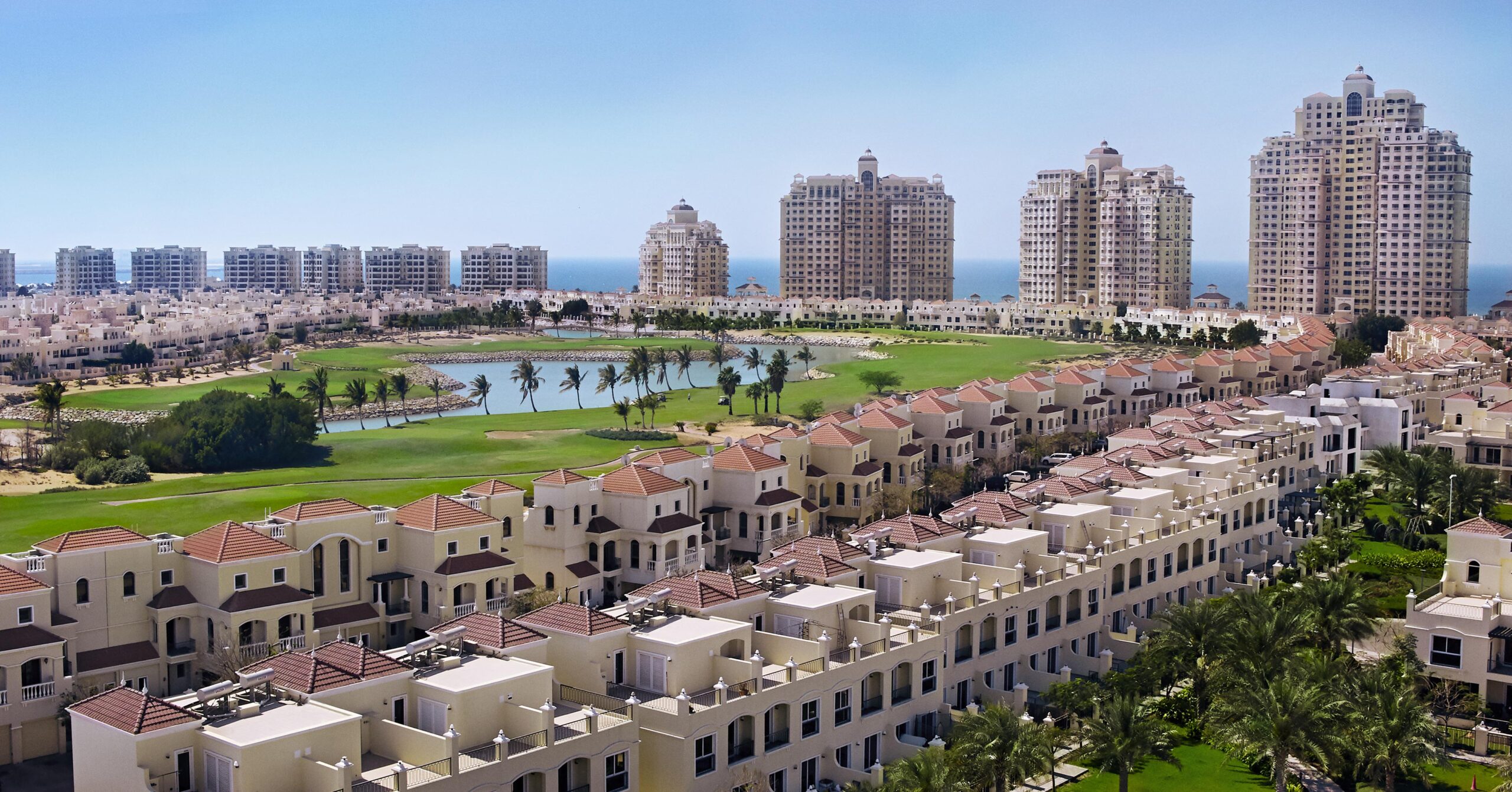 الإسكان الميسّر وتكاليف المعيشة